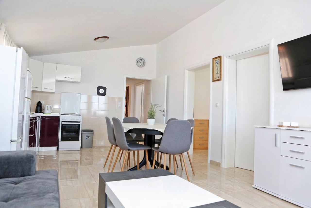 Apartmani Cili Miletici ภายนอก รูปภาพ