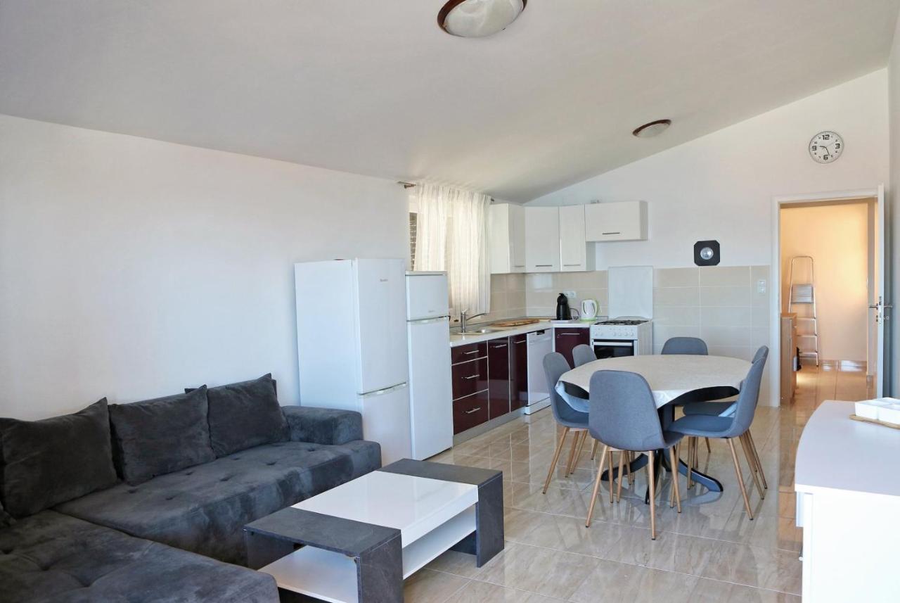 Apartmani Cili Miletici ภายนอก รูปภาพ